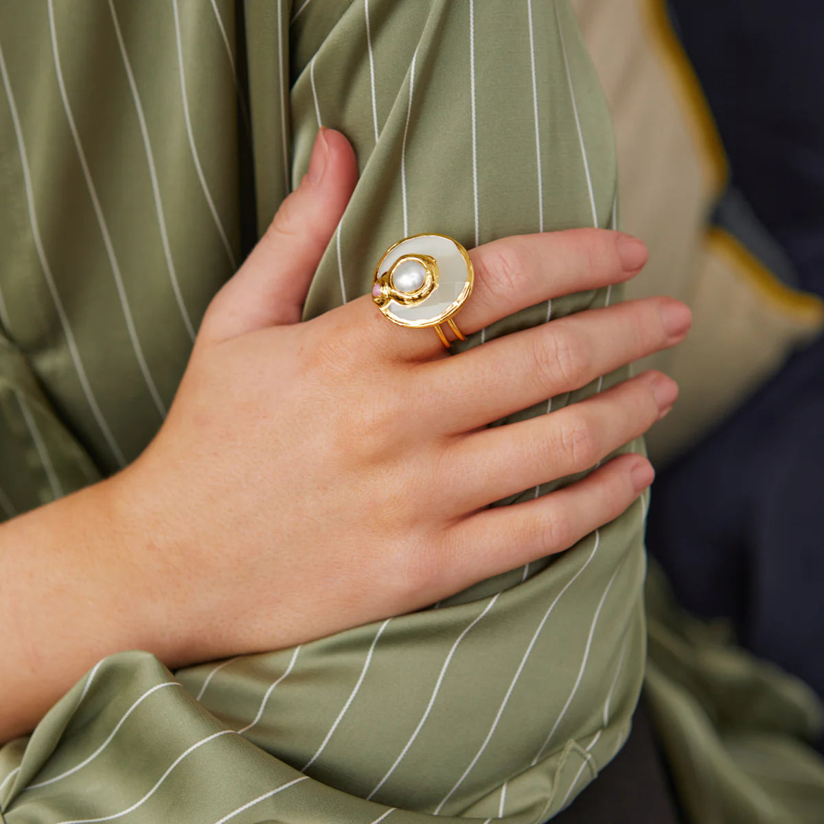 Statement Stone Disc White Ring
