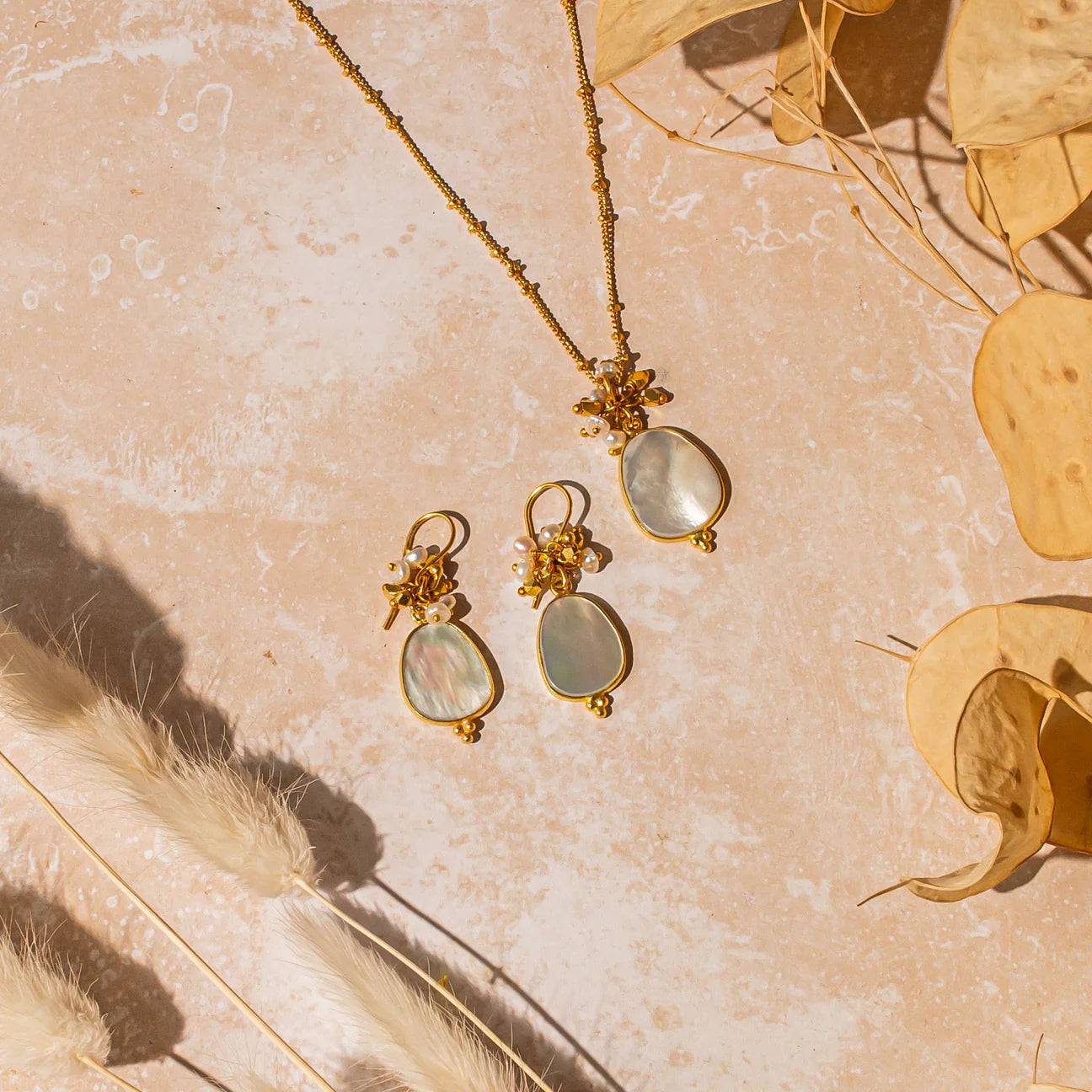 Stone Cluster Pendant Necklace